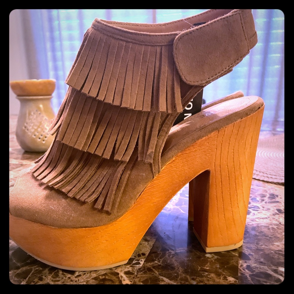 Fringe heels